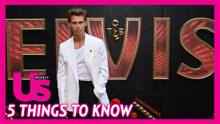 austin butler watched satc in the bath to prepare for the carrie diaries