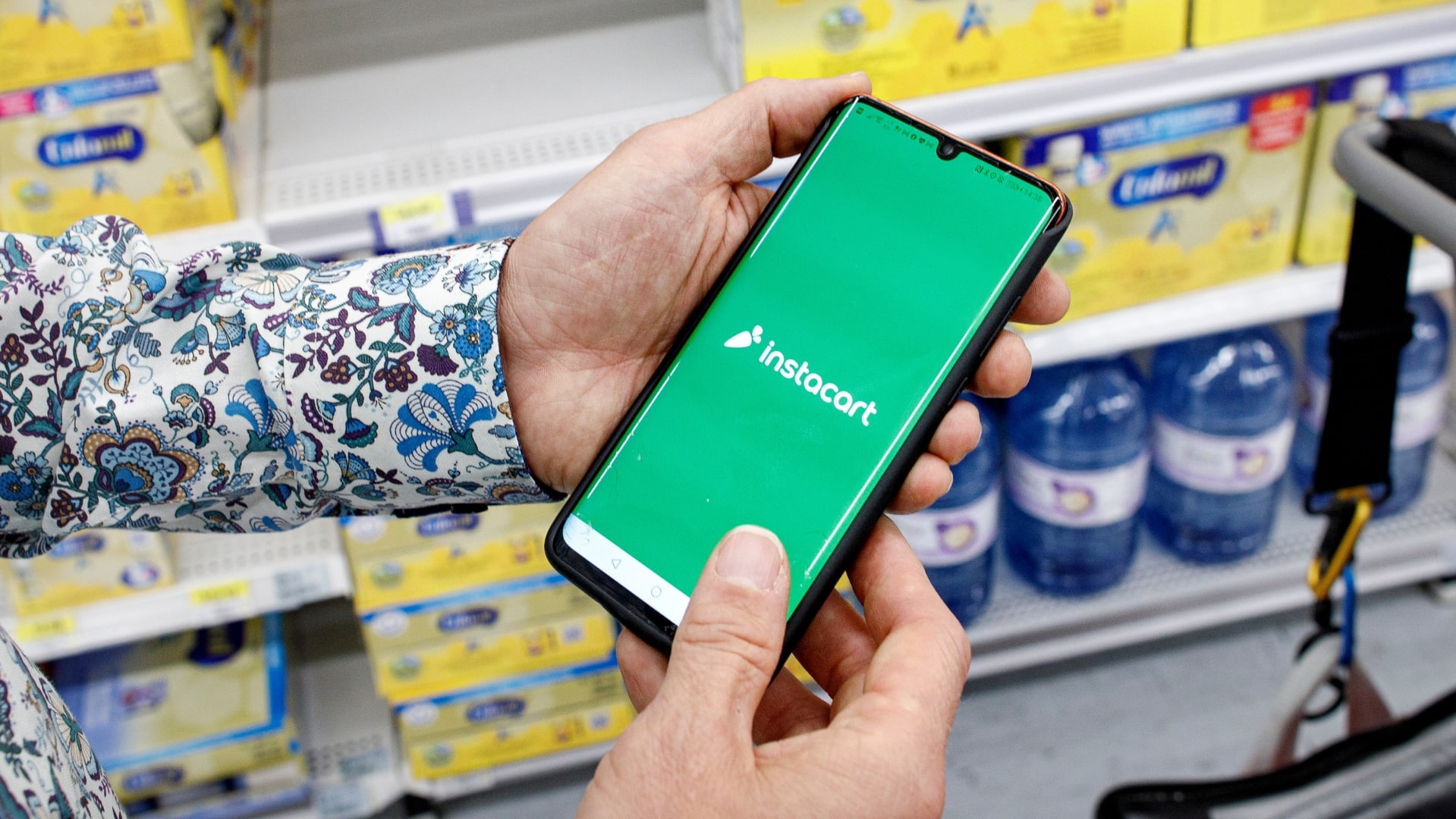instacart answering fewer questions than ever about puzzling drop in shoppers pay 2