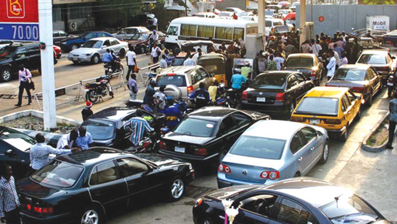 kaduna residents vow not to vote over fuel currency scarcity