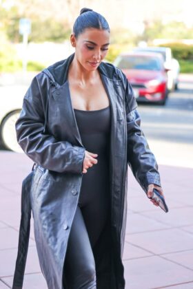 kim kardashian seen at dolce and gabbana store during milan fashion week 2023 15