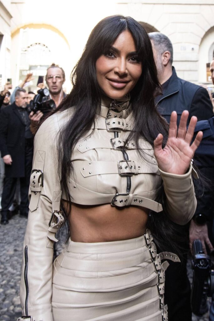 kim kardashian seen at dolce and gabbana store during milan fashion week 2023 7