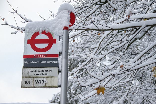 met office issues uk cold weather alert as bands of snow set to hit