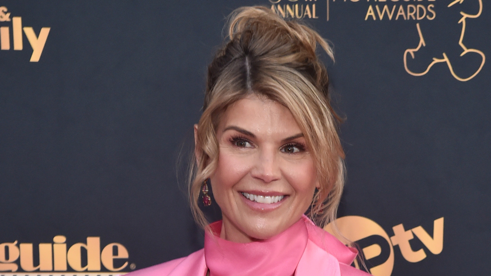 the reason lori loughlin turned down a reality show about her family is pretty ironic now