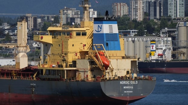 b c port workers vote to reject mediated agreement