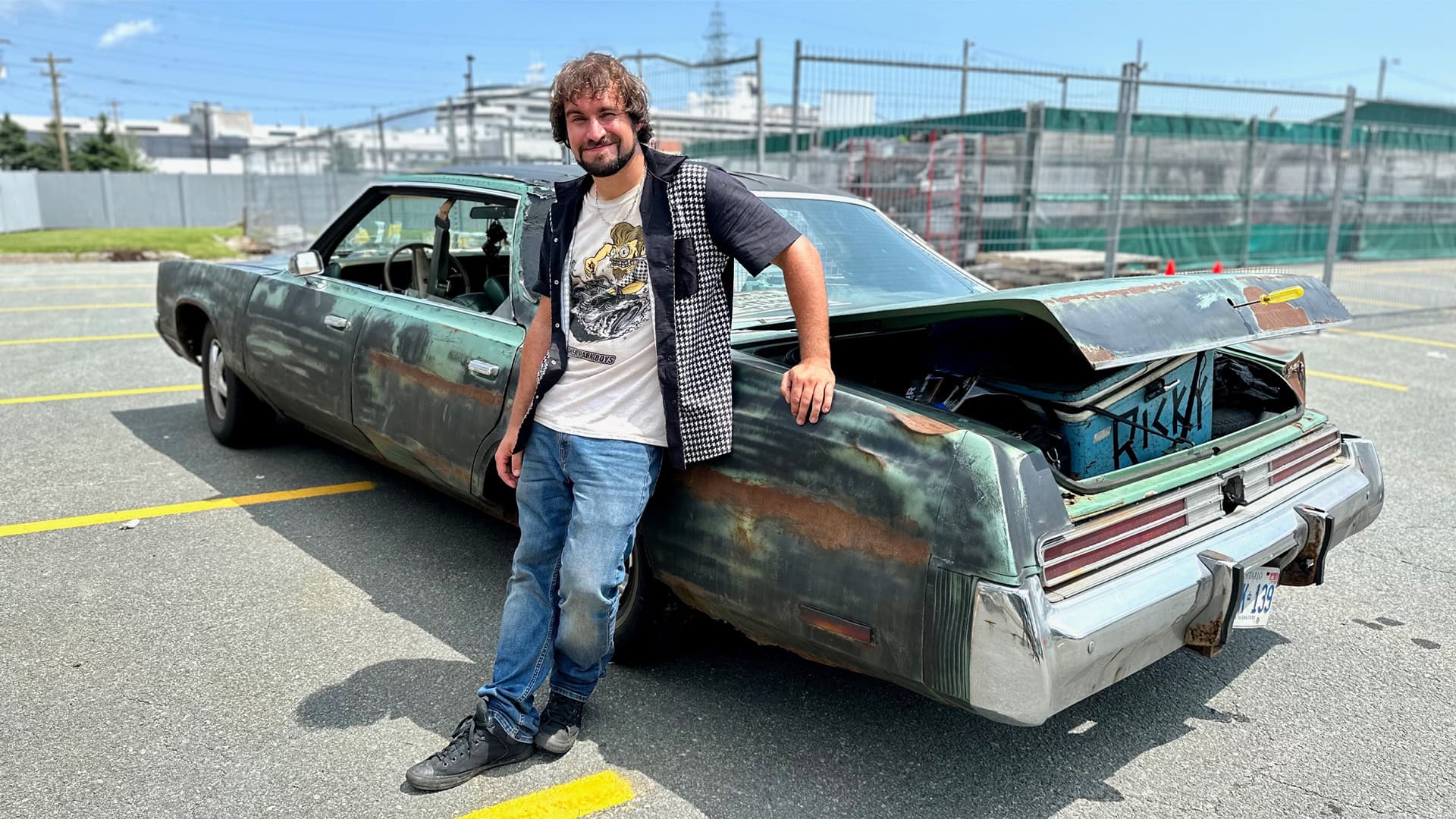 ontario man drives his replica of the tmobile from trailer park boys to n s