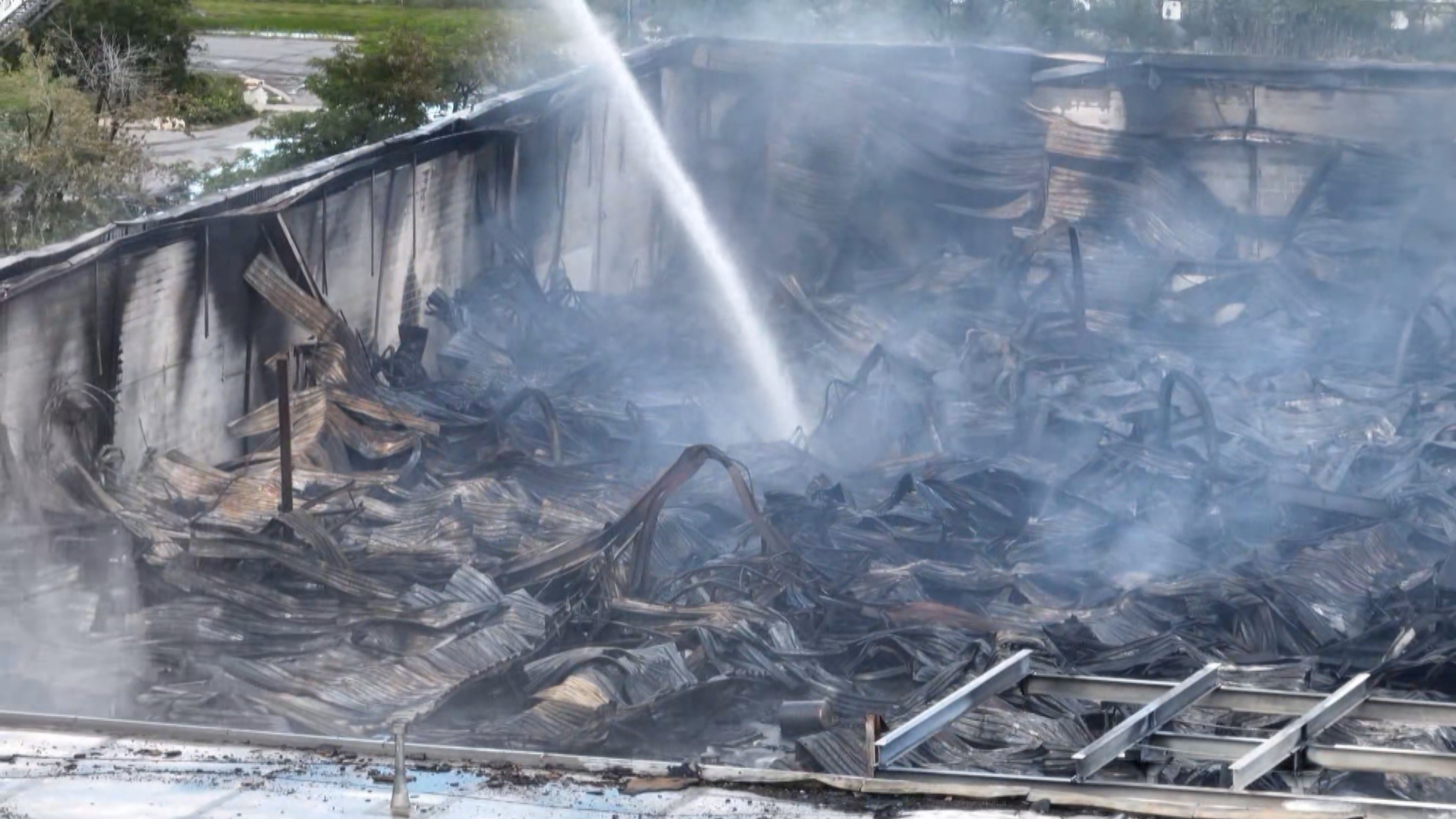 firefighters make good progress battling intense industrial blaze in north toronto
