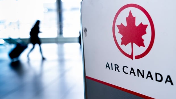 air canada sorry for booting passengers who refused vomit soiled seats