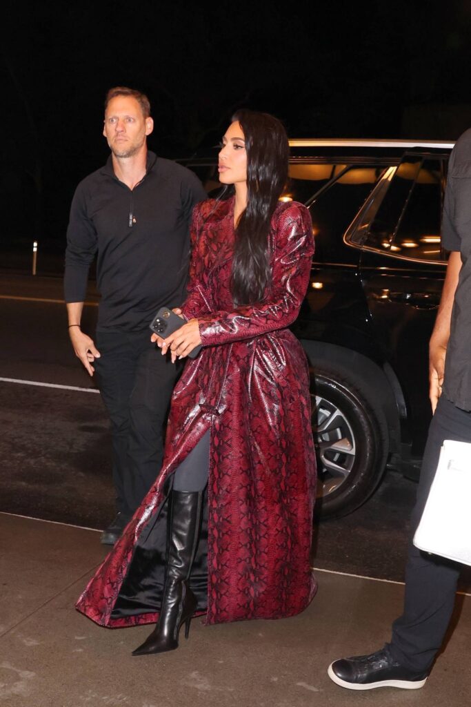 kim kardashian is leaving to the ritz carlton hotel in new york