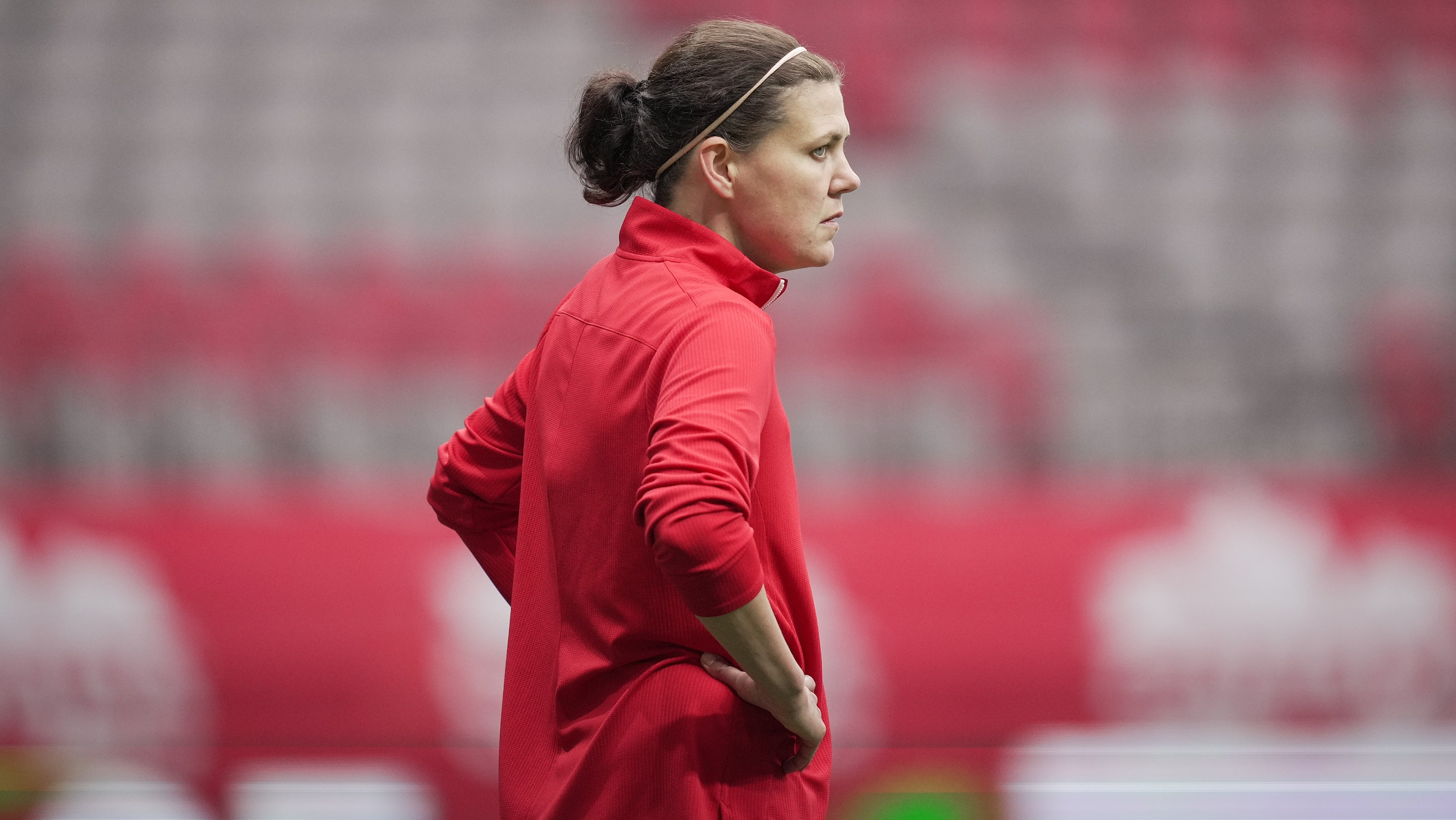 canadian soccer great christine sinclair announces retirement from international play 1
