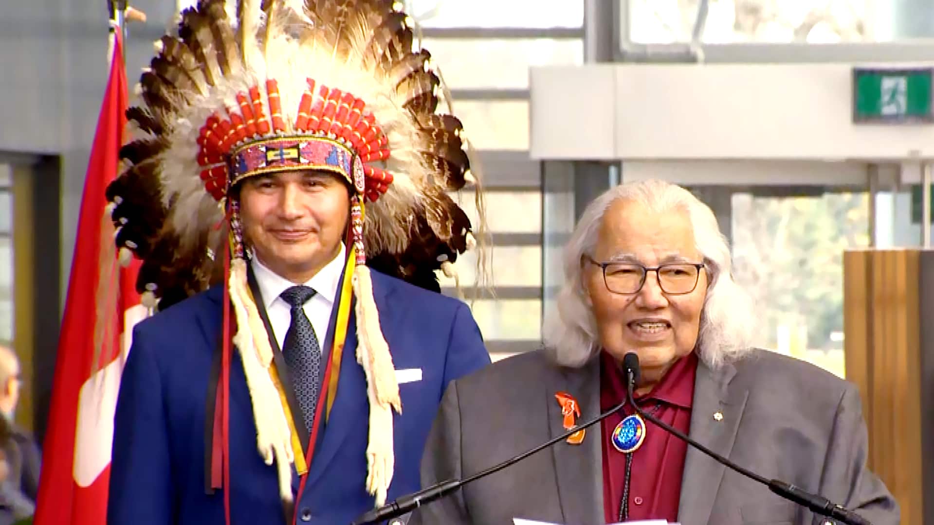 wab kinew officially sworn in as manitobas 1st first nations premier 1