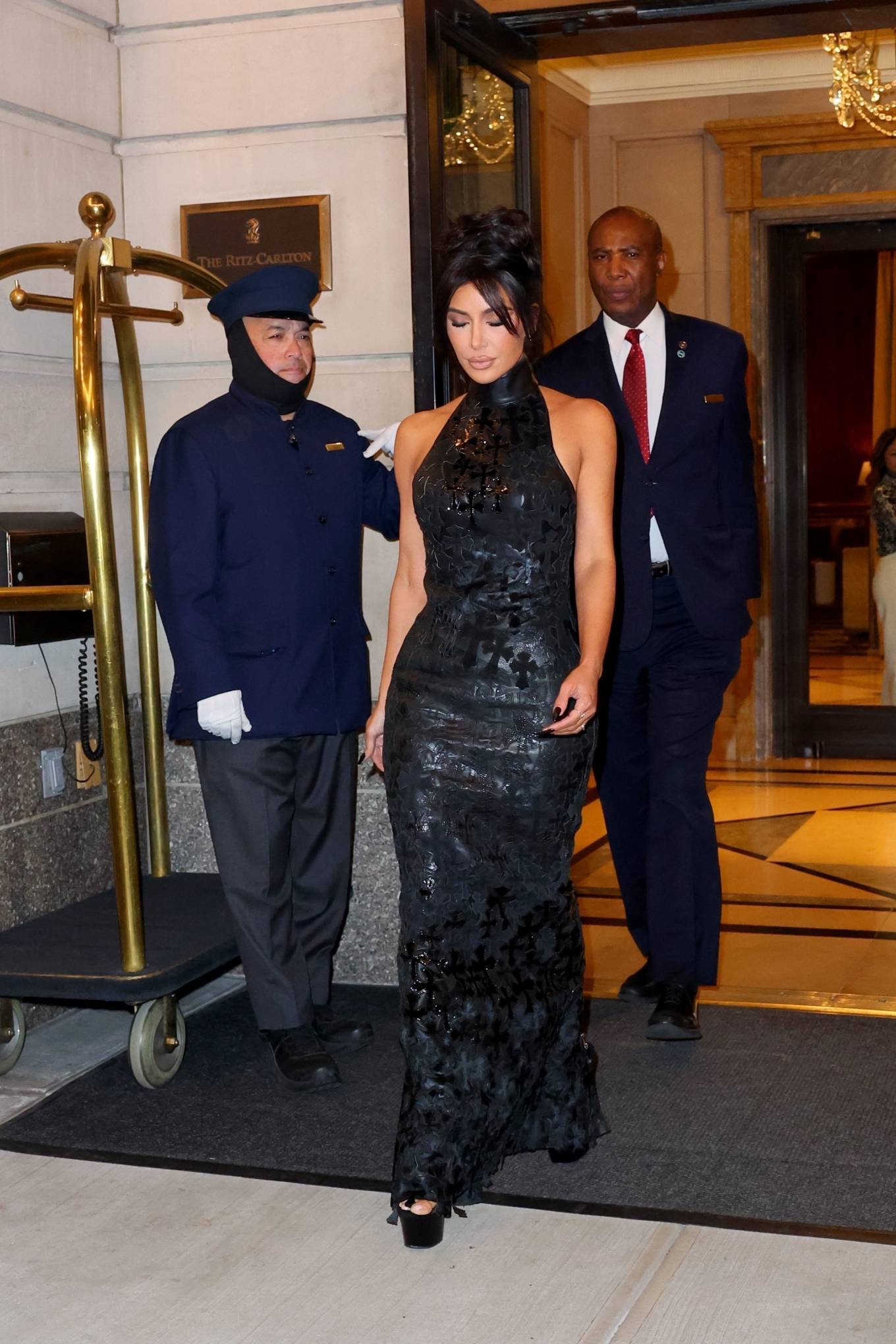 kim kardashian seen at cfda fashion awards in nyc 10