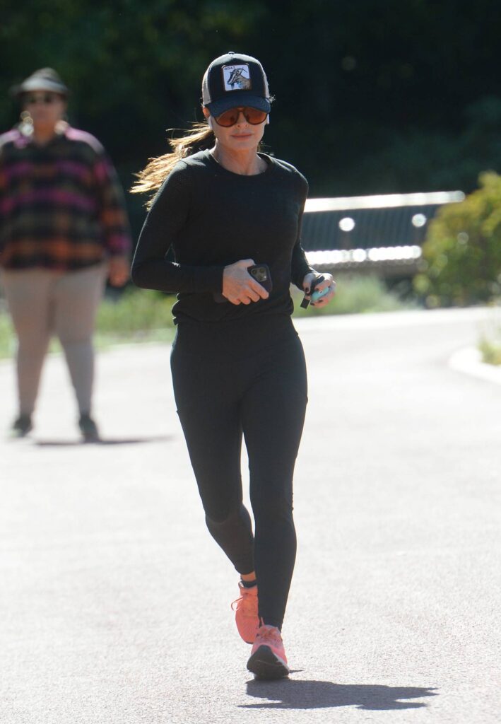kyle richards working out 3