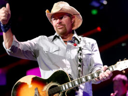 Why Toby Keith Had Bad Bood With The Chicks