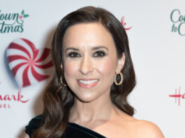 Sad Details About Hallmark Star Lacey Chabert's Personal Life