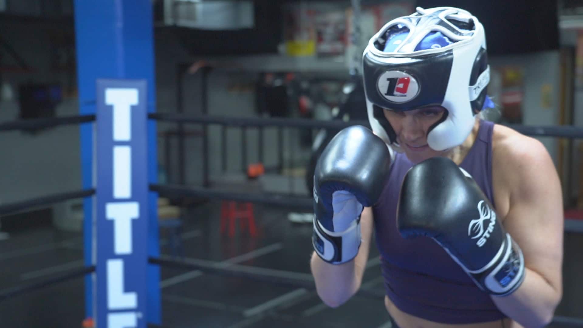 this boxer is using science to track her brain health and helping researchers better understand head impacts