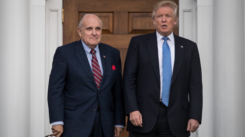 The fall of Rudy Giuliani: from the mayor to cameo requests

 Aitrend