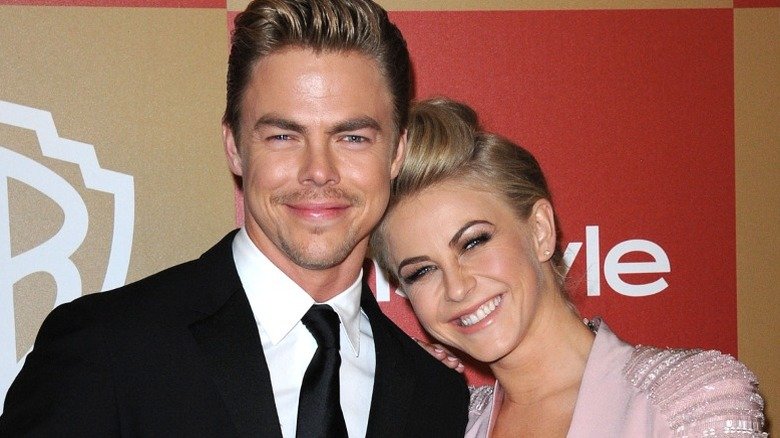 Celebs Who Can't Stand Julianne Hough 6 Derek Hough and Julianne Hough attend the WB/InStyle Golden Globes Party (2013)