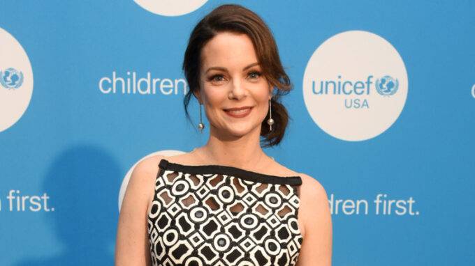 Hallmark's Kimberly Williams-Paisley Suffers Another Tragic Health Setback