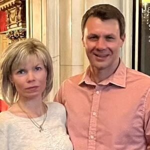 Married world champion figure skaters were on board doomed American Airlines jet that crashed into Black Hawk chopper