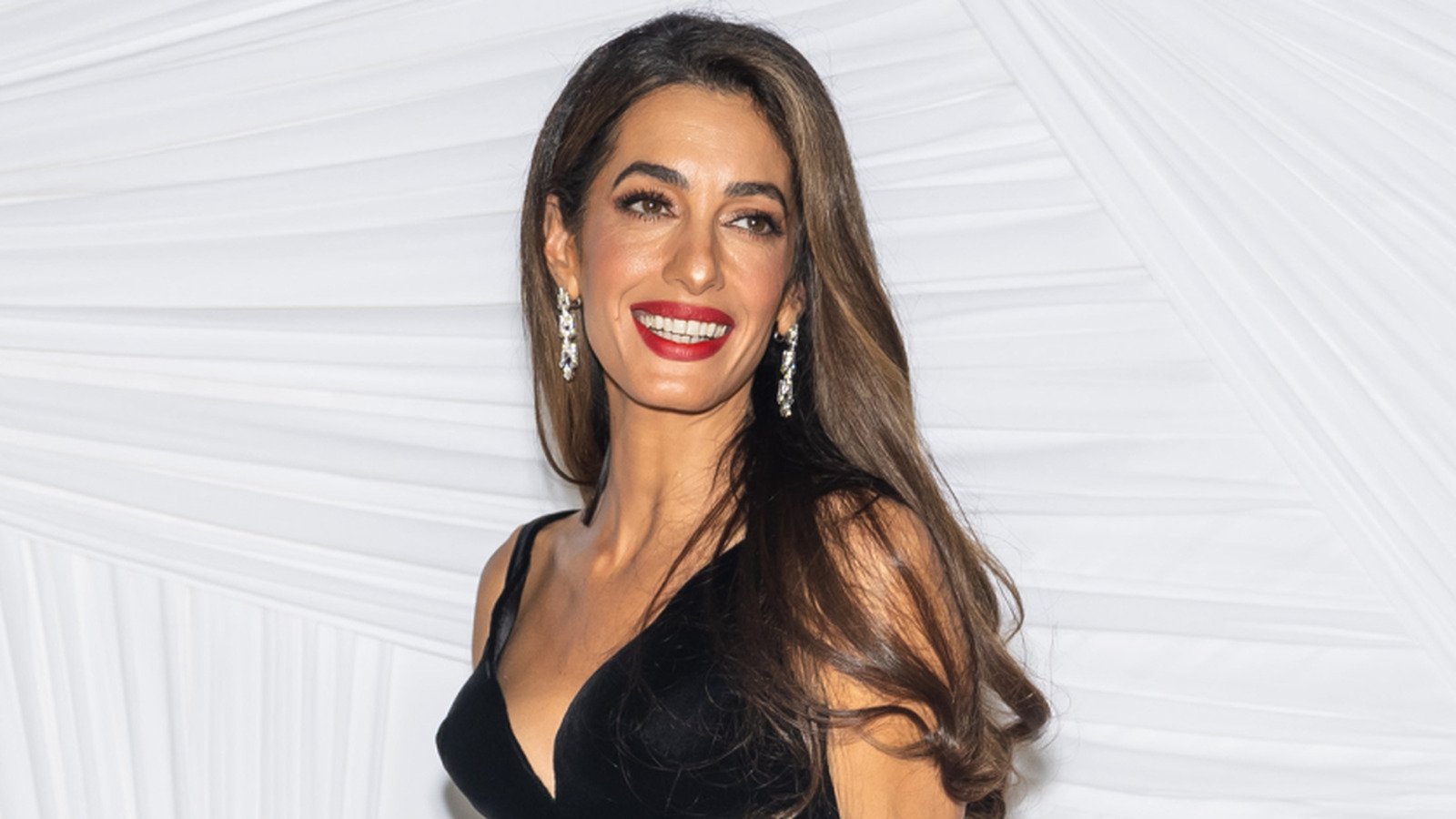 Amal Clooney's Outrageously Expensive Outfits 8 ridiculously expensive outfits amal clooney has worn 6