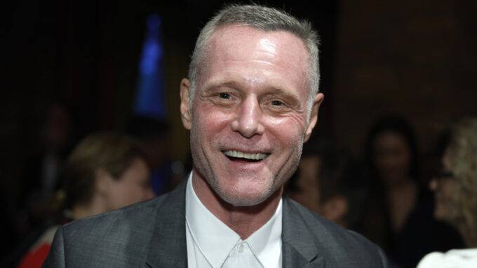 Tragic Details About The Cast Of Chicago P.D.