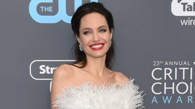 Angelina Jolie Lavish Life