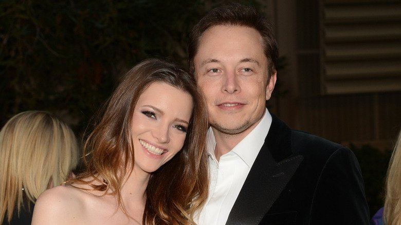 Unnoticed Aspects of Elon Musk's Failed Marriages 3 Talulah Riley and Elon Musk pose together on the red carpet.