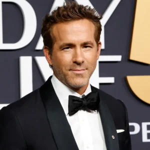 ryan reynolds former co stars have a lot to say about him 5