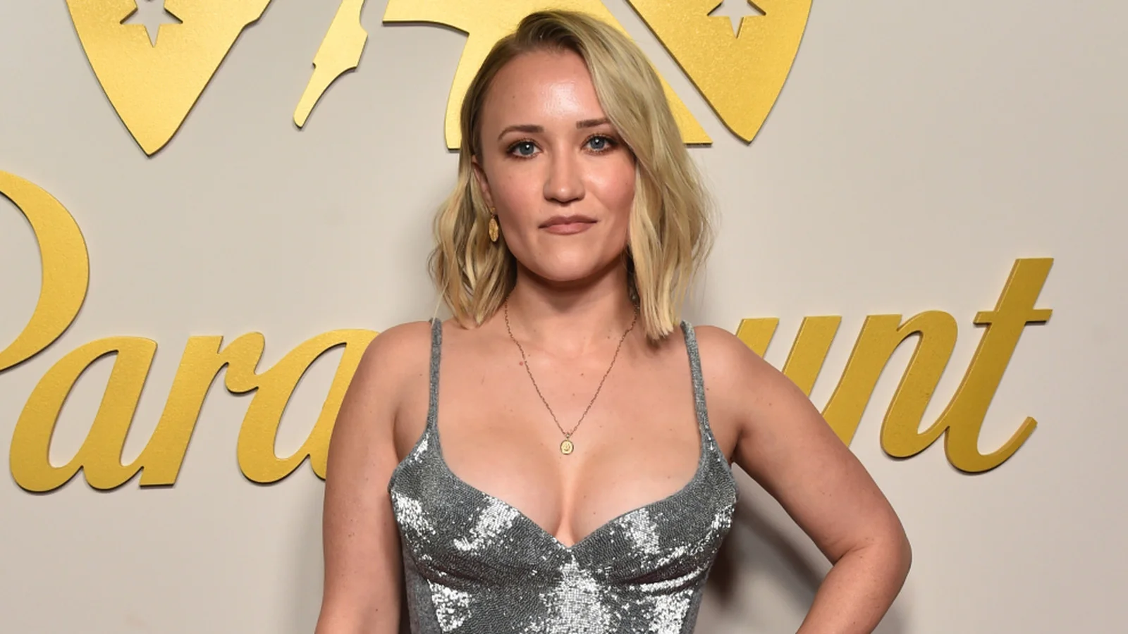 Emily Osment: From Young Sheldon Star to Personal Struggles. 1 the tragic life story of young sheldon star emily osment 11