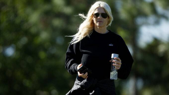 Tiger Woods' Ex Elin Nordegren's Tragic Four-Word Response To His Affairs