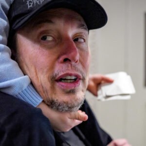 Elon Musk's Fugly New Beard Has The Internet Ripping Him To Shreds