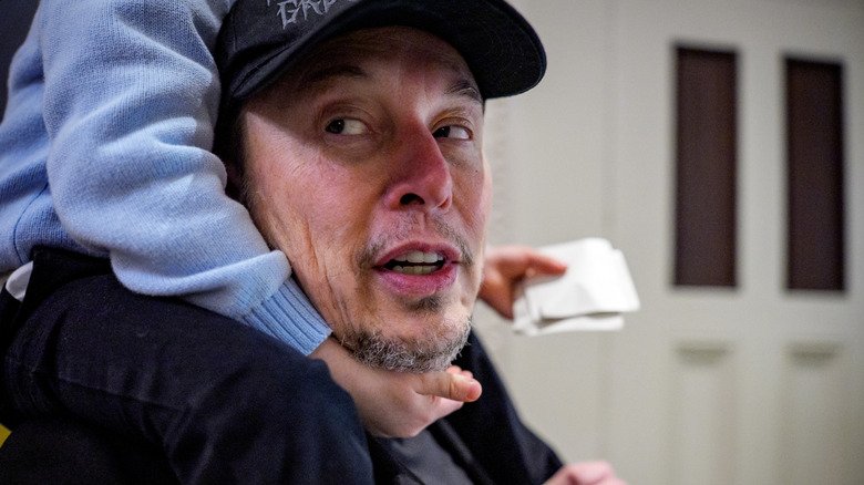 Elon Musk's Fugly New Beard Has The Internet Ripping Him To Shreds