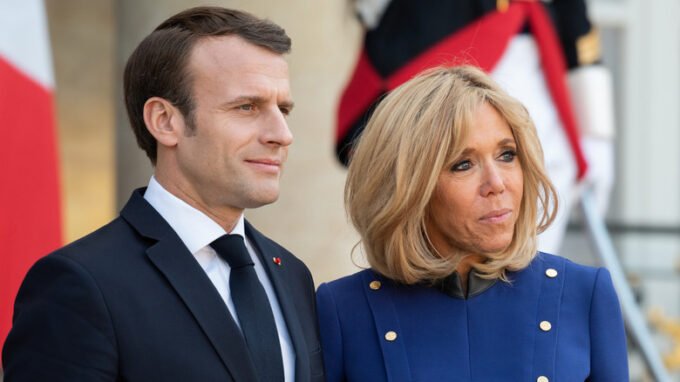 Emmanuel & Brigitte Macron's Marriage Is Riddled With Red Flags