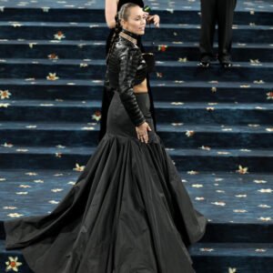 Hair Disaster Magnet Miley Cyrus Finally Listens To Our Advice At 2025 Met Gala