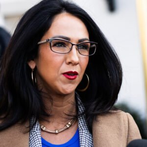 Lauren Boebert Channels Her Inner Pam Bondi With '70s-Inspired Blazer (& It's A Total Mess)