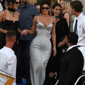 The Absolute Worst-Dressed Attendees At Lauren Sanchez & Jeff Bezos' Wedding