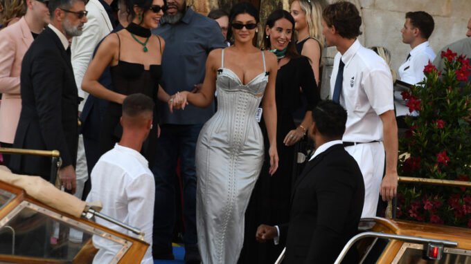 The Absolute Worst-Dressed Attendees At Lauren Sanchez & Jeff Bezos' Wedding