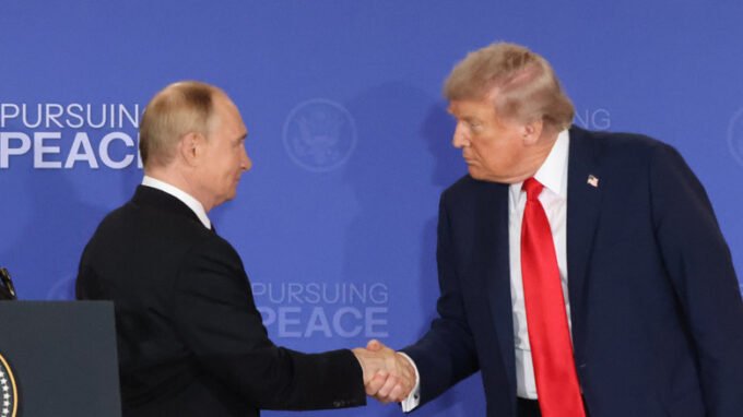Trump's Height Insecurity Gets A Boost As He Towers Over Elf-Size Putin
