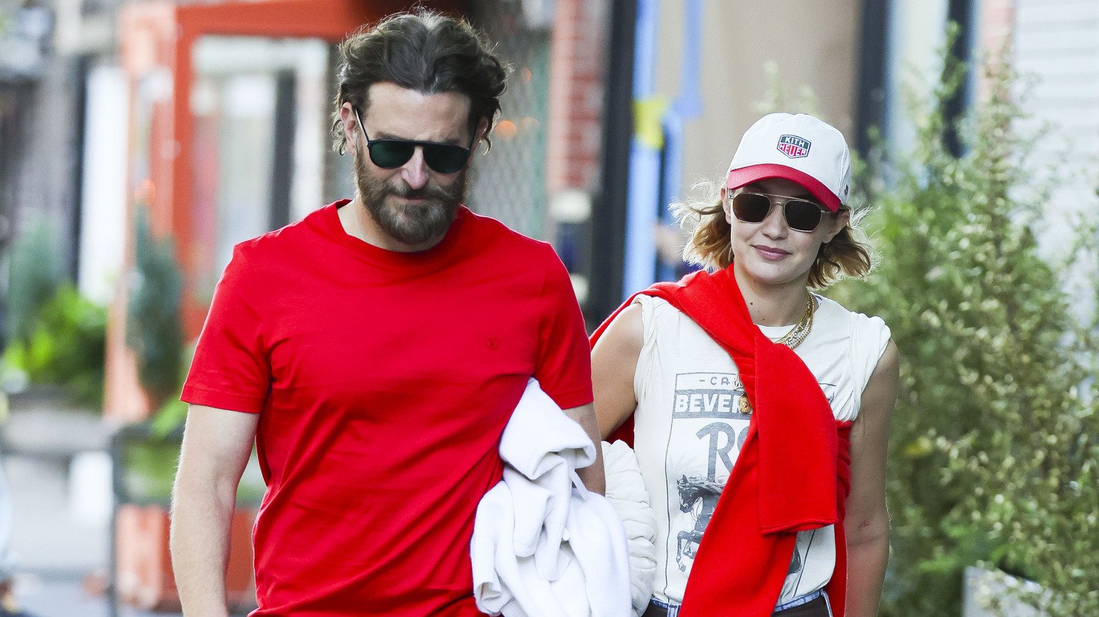 Are Bradley Cooper and Gigi Hadid Boring, or Just Normal? 4 bradley cooper accidentally reveals dry romance with gigi hadid its giving loser 2