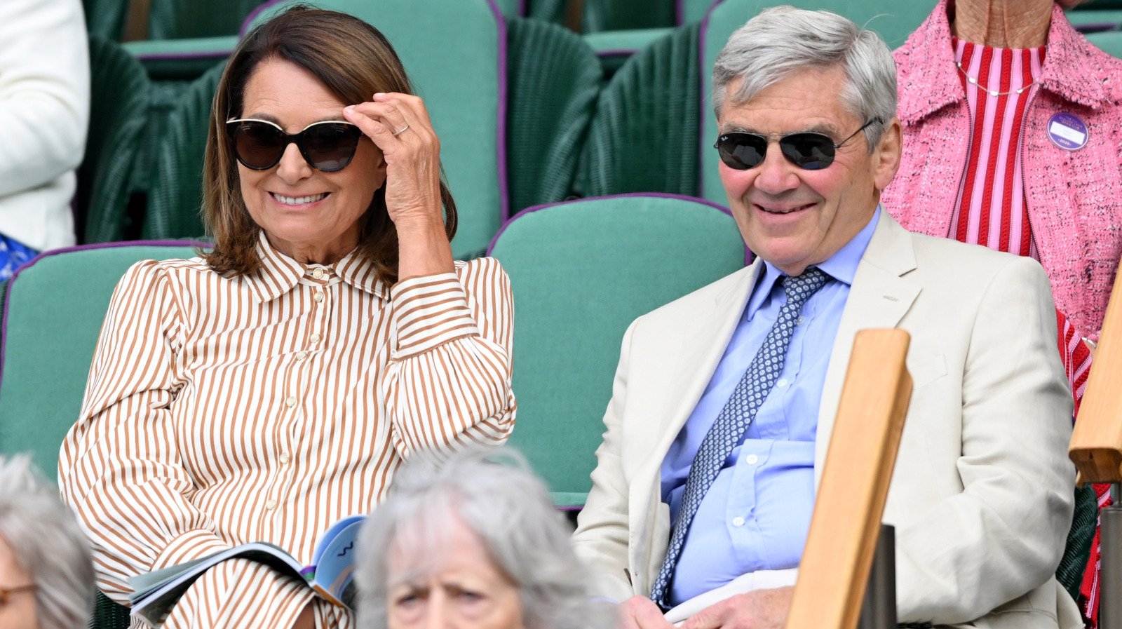 kate middletons parents live ridiculously lavish lives 4