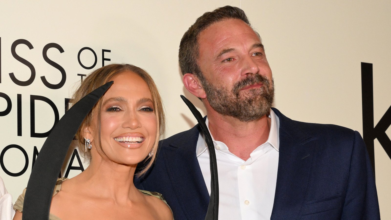When Two Exes Share a Spotlight: Lopez and Affleck's Awkward Red Carpet Moment 3 jennifer lopez and ben afflecks reunion puts their toxic ways on blast 1