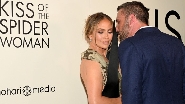 When Two Exes Share a Spotlight: Lopez and Affleck's Awkward Red Carpet Moment 1 Jennifer Lopez And Ben Affleck's Reunion Puts Their Toxic Ways On Blast