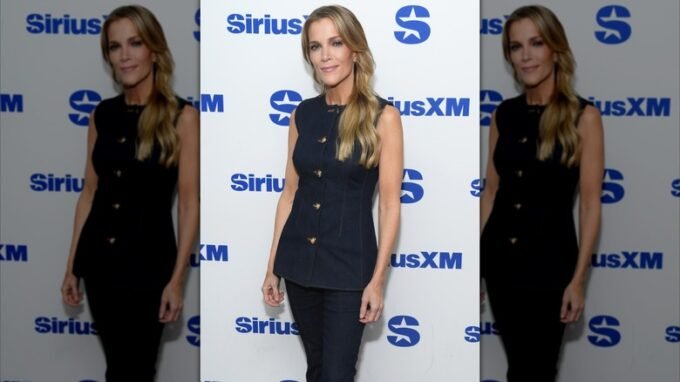 Megyn Kelly: The Turns, The Falls, and the Comebacks 19 What Megyn Kelly's Career Has Looked Like Since Ditching Fox News