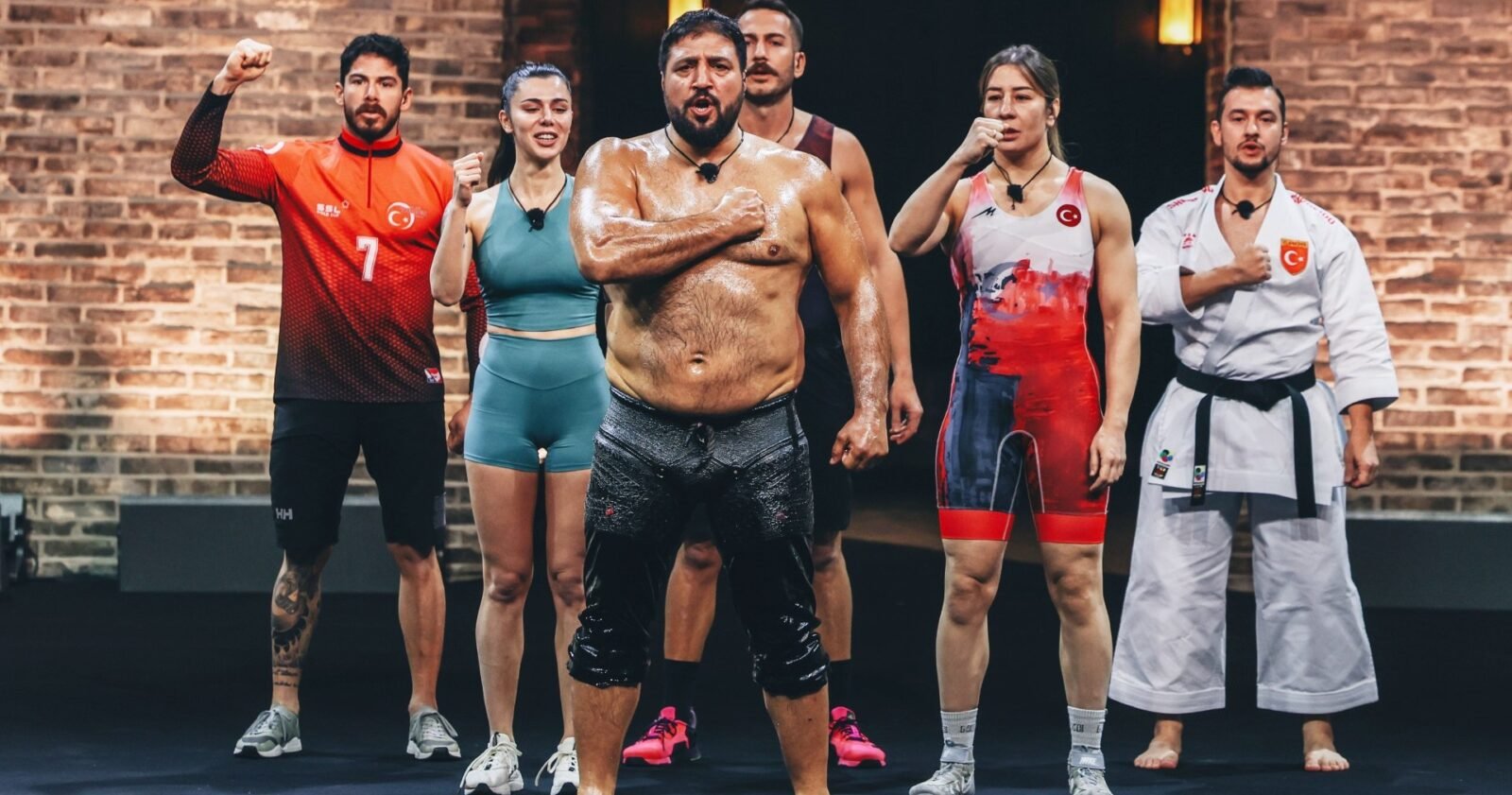 Phil, Plates, and Places: Why Somebody Feed Phil Feels Like a Warm, Hungry Hug 1 18 Must-Watch Reality Shows on Netflix Right Now (November 2025)