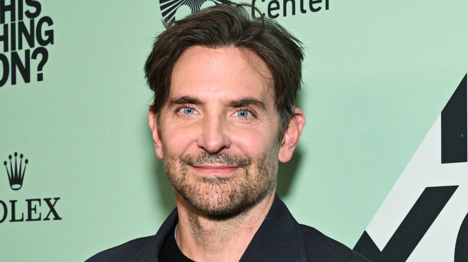 bradley cooper just cant dodge the plastic surgery facelift rumors 1