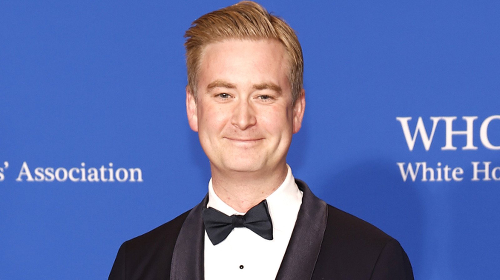 Peter Doocy’s Hair: A Little Icy, A Little Bird Magnet 4 fox news star peter doocys frozen hair is starting to give jack frost vibes 2