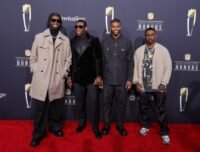 Sanders Family Enjoys Funny Thanksgiving Moments Before Shedeur’s 2nd NFL Start