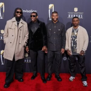 Sanders Family Enjoys Funny Thanksgiving Moments Before Shedeur’s 2nd NFL Start