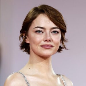 Side-By-Side Pics Of Emma Stone Show How Drastically Her Face Has Changed