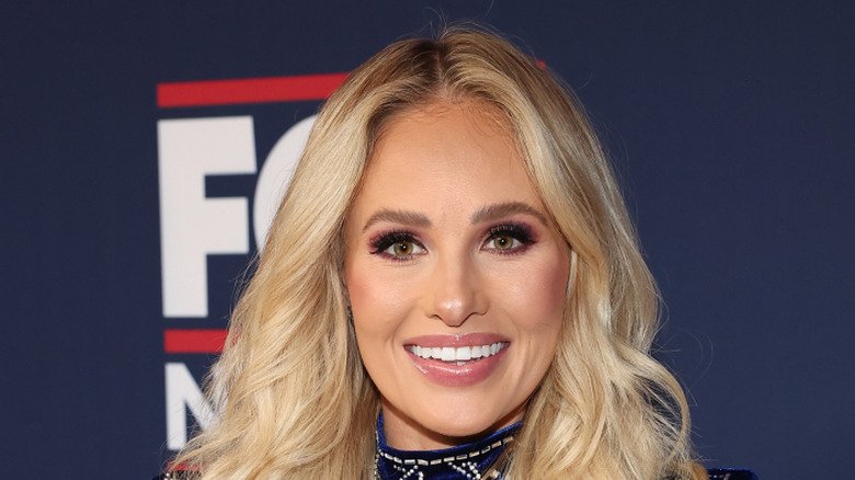 Tomi Lahren posing in 2023.